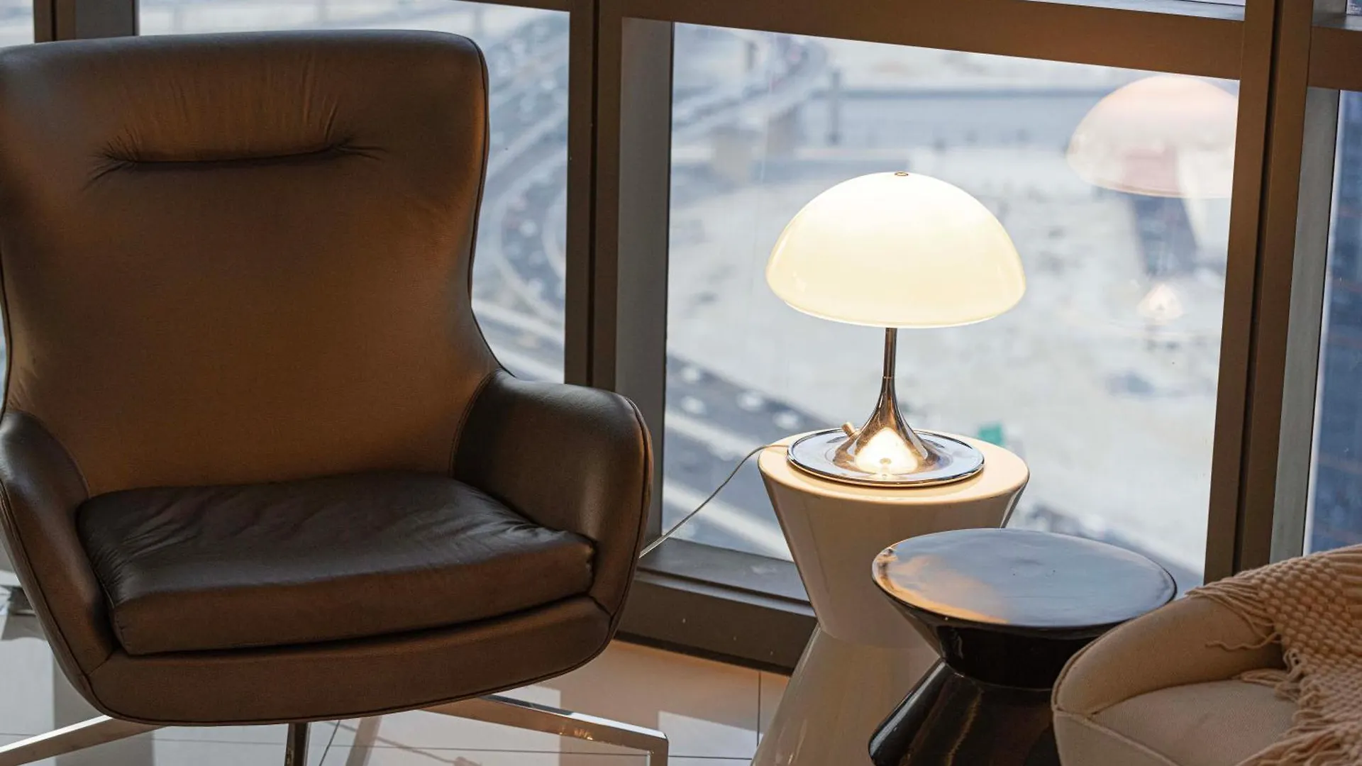 Luxurious 2Bdr Apartment In Paramount Towers With Stunning Burj Khalifa Views Dubai United Arab Emirates